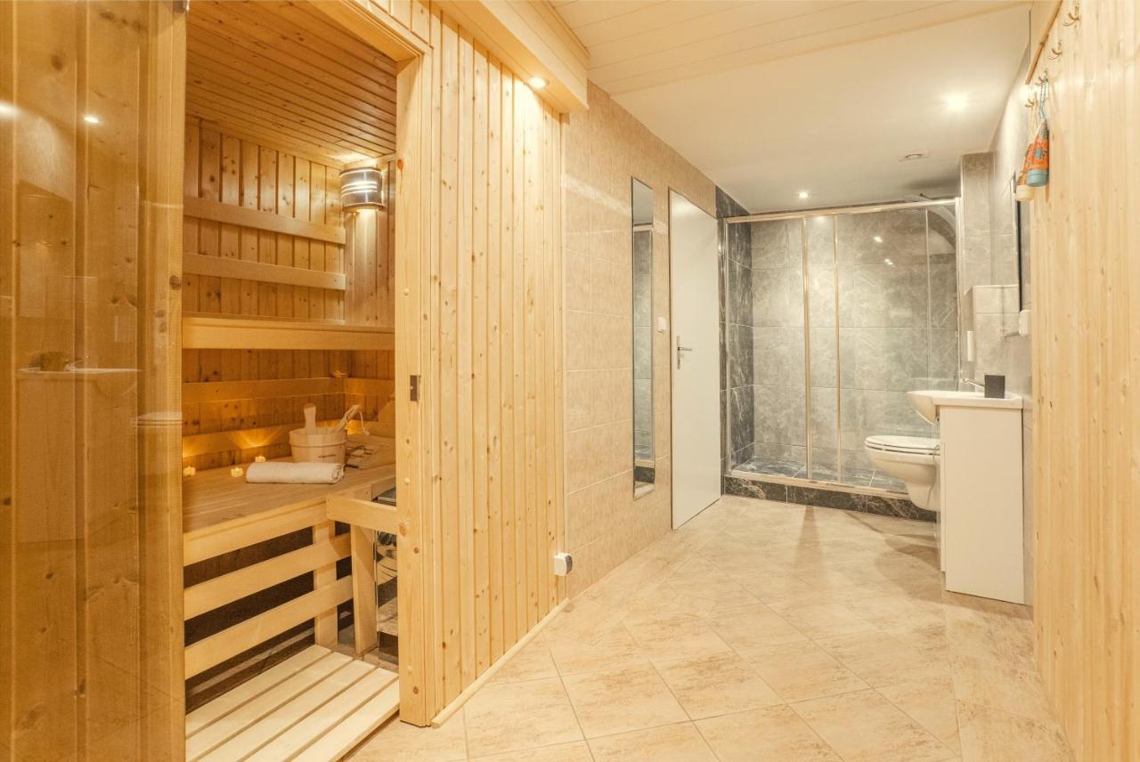 Wellness Studio! Finnish Sauna, Whirlpool, Gym & More! Πράγα Εξωτερικό φωτογραφία